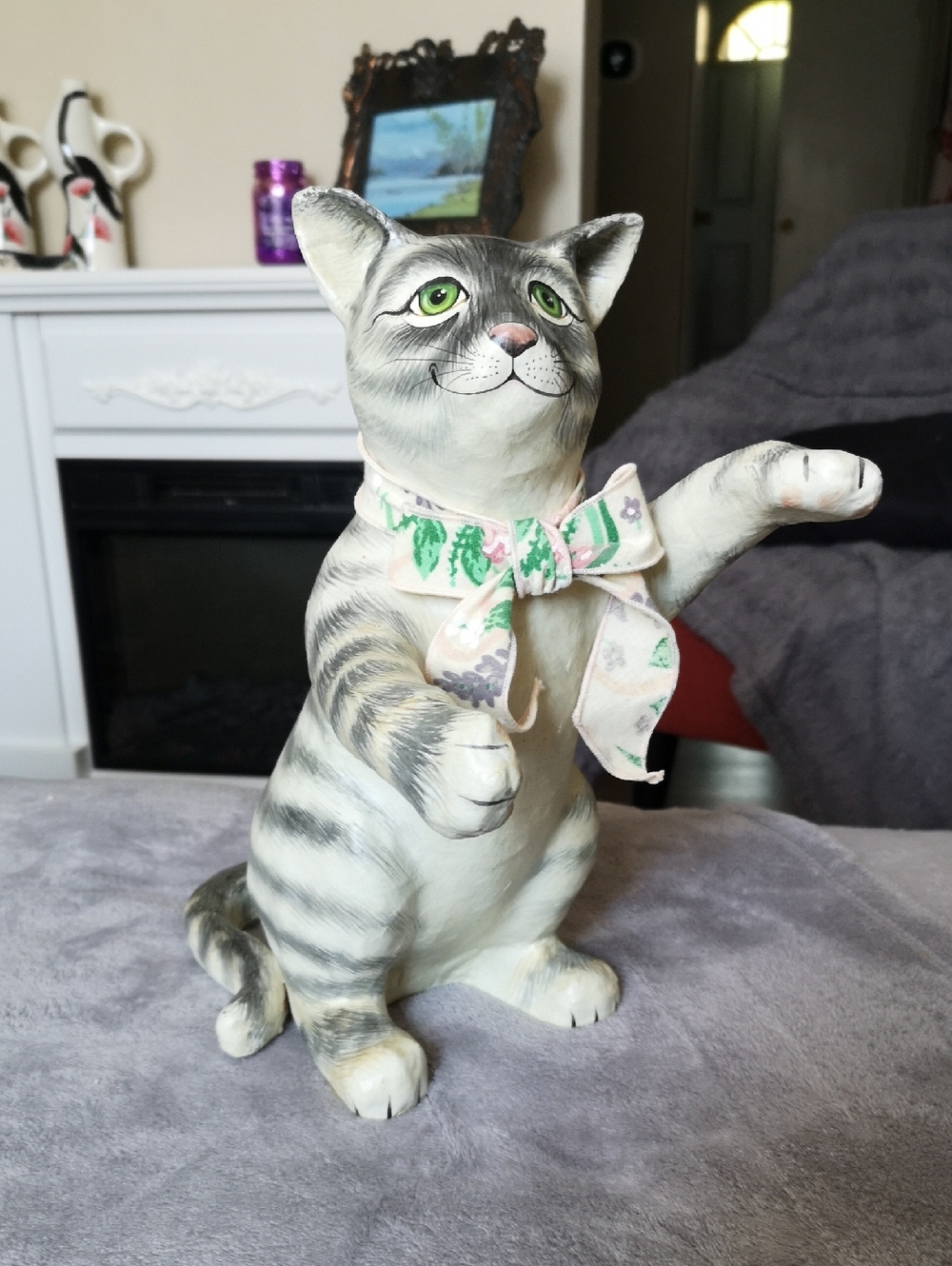 Fantastic Vintage Hand-painted Paper Mache Stripe Gray Tabby Cat Bow Green Eyes